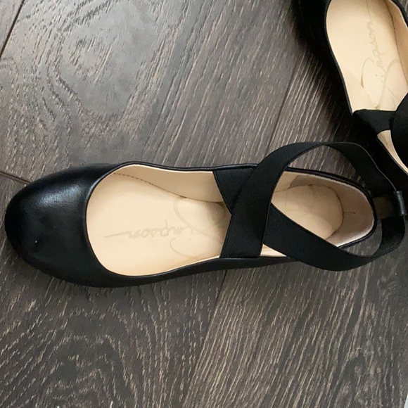 Back flats - Picture 2 of 3